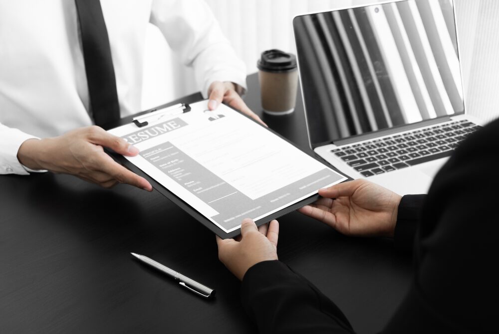 転職活動でそれぞれの応募戦略の特徴